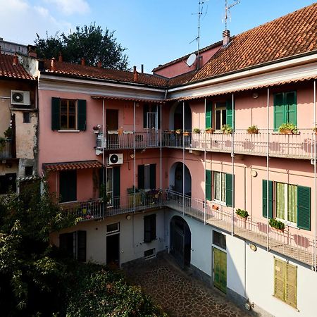 Cozy Studio A Few Steps From Sesto Rondo Metro Station Sesto San Giovanni Exteriör bild